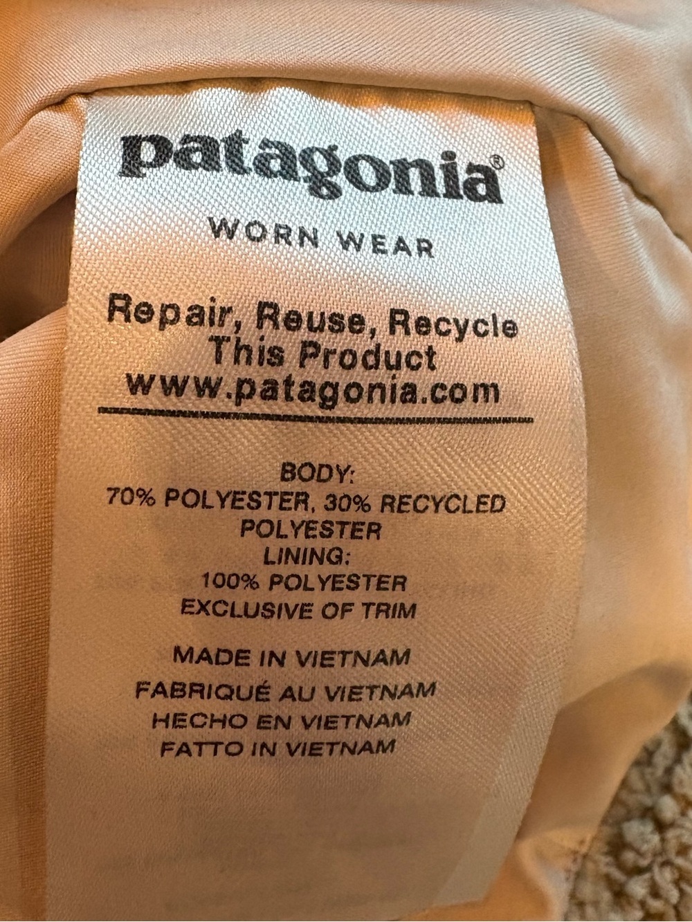 Patagonia Women’s Sherpa Fleece Vest - Picture 5 of 5